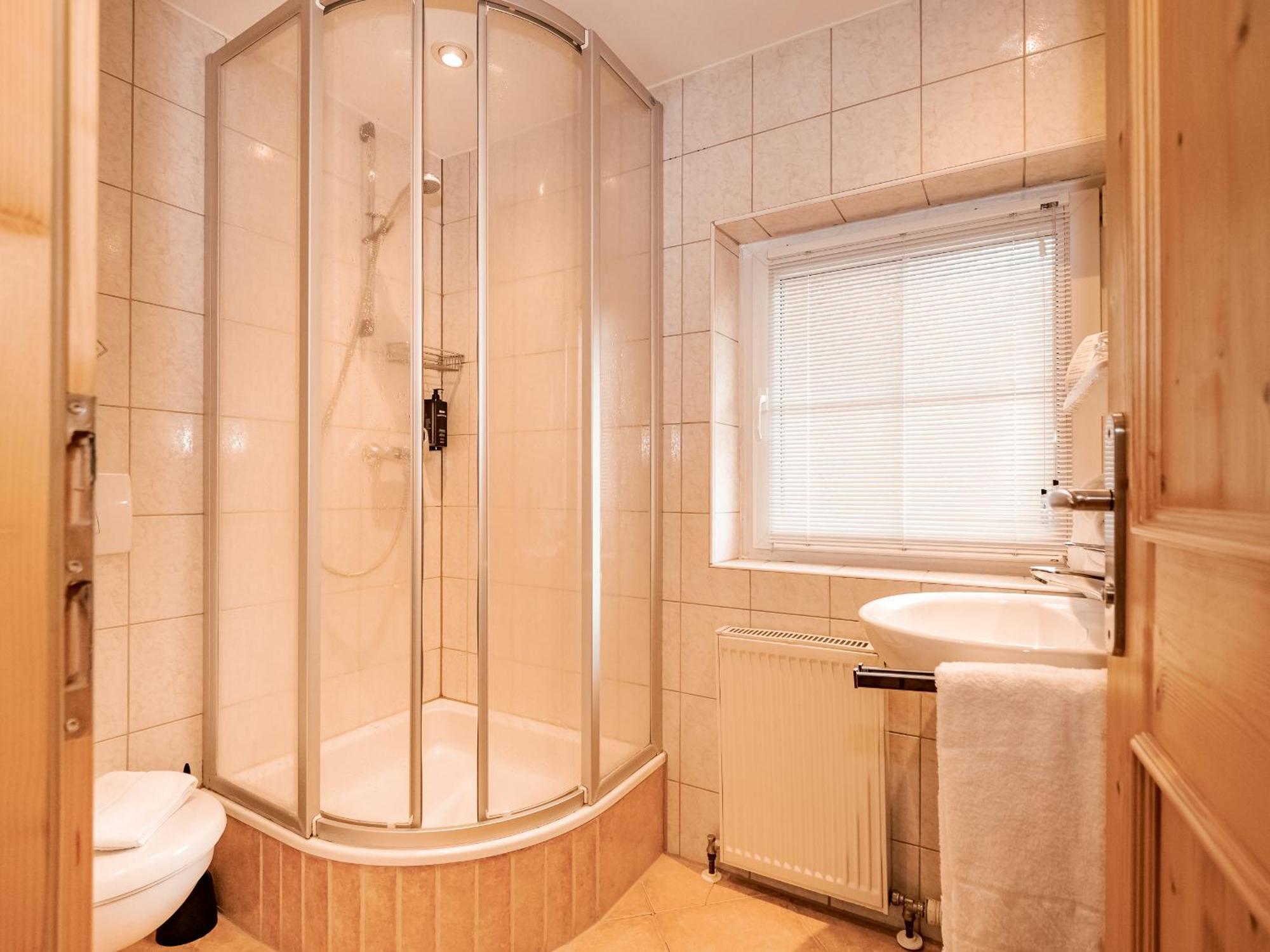 Aura Bed & Breakfast St Jakob in Defereggen Eksteriør billede