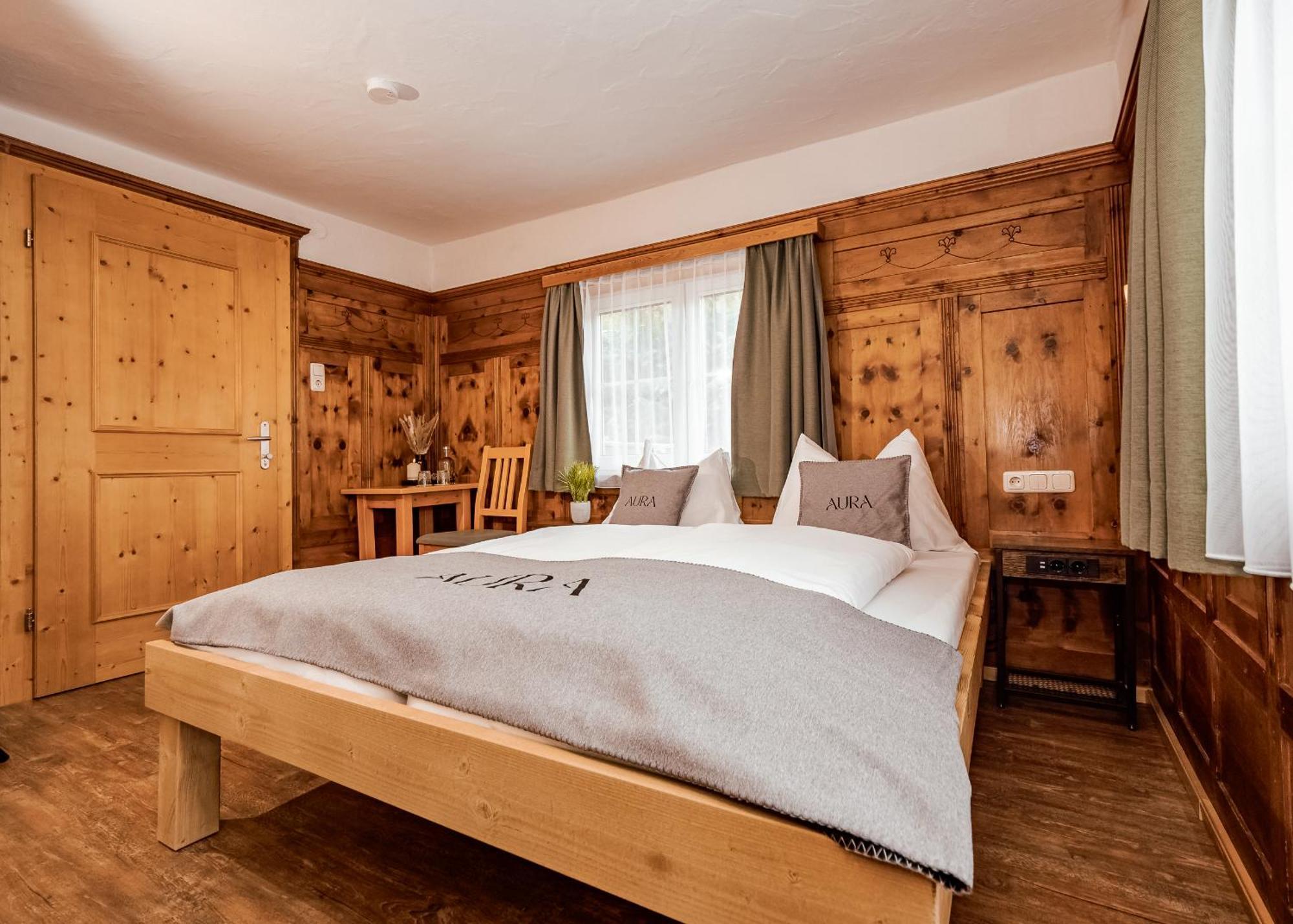 Aura Bed & Breakfast St Jakob in Defereggen Eksteriør billede